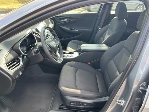 Used 2024 Chevrolet Malibu LT FWD image 25