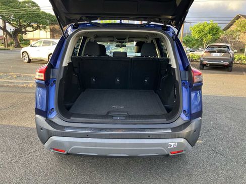 Certified 2022 Nissan Rogue SV image 11