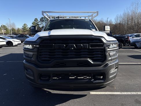Used 2025 RAM 3500 Tradesman image 3