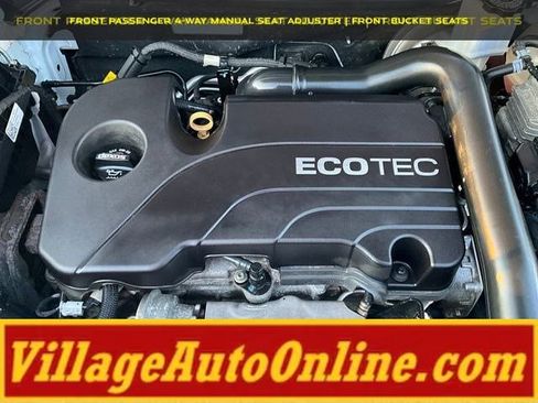 Used 2018 Chevrolet Equinox LT image 31