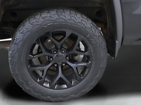 Used 2017 GMC Sierra 1500 Denali image 30