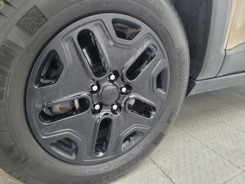 Used 2017 Jeep Renegade Trailhawk image 31