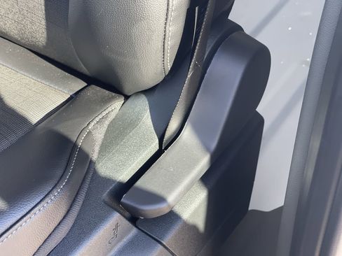 New 2025 Ford Transit 250 148 Medium Roof image 22