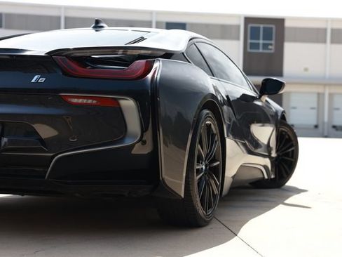 Used 2020 BMW i8 Coupe AWD/4WD image 50