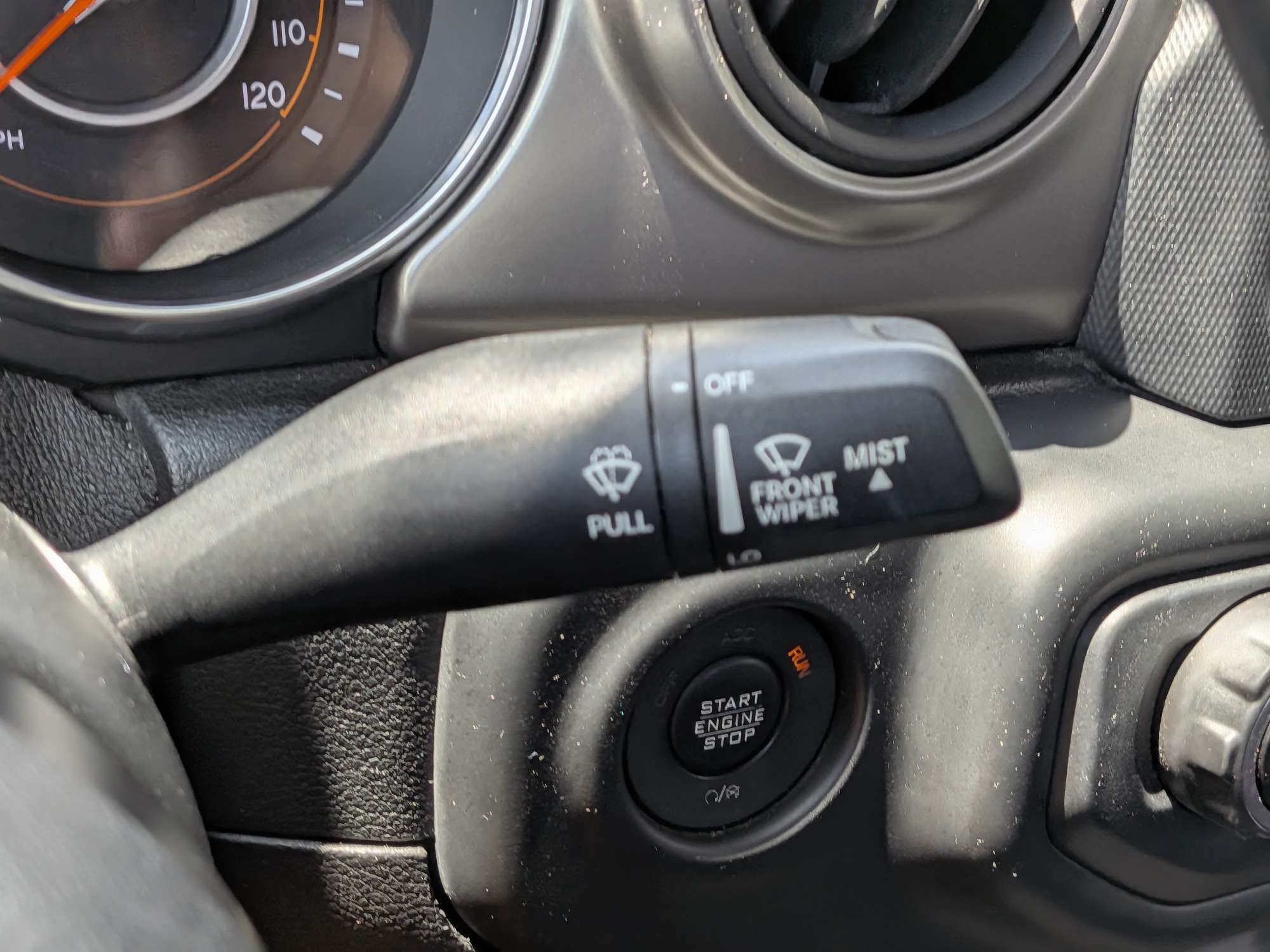 Used 2018 Jeep Wrangler Unlimited Sport AWD/4WD image 28