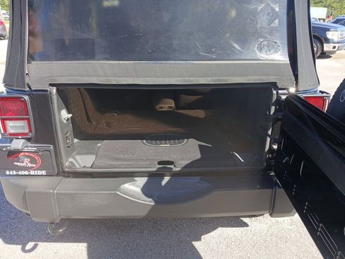 Used 2017 Jeep Wrangler Sport w/ Quick Order Package 24S image 13