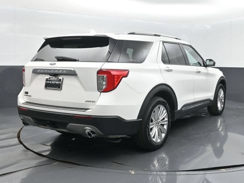 Used 2021 Ford Explorer Limited w/ Equipment Group 301A AWD/4WD image 7
