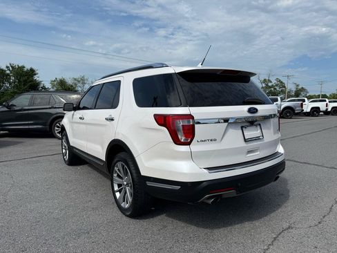 Used 2018 Ford Explorer Limited w/ Equipment Group 301A AWD/4WD image 4
