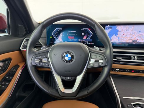 Used 2023 BMW 330i Sedan w/ Premium Package image 15