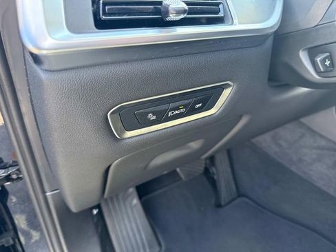 Used 2025 BMW X7 xDrive40i image 29
