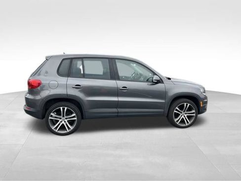 Used 2013 Volkswagen Tiguan S AWD/4WD image 8