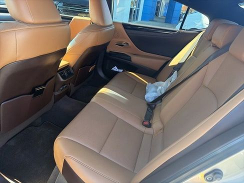 Used 2019 Lexus ES 350 image 17