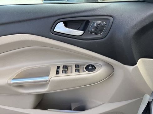 Used 2013 Ford Escape SEL image 10