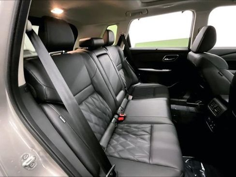 New 2026 Nissan Rogue Platinum AWD/4WD image 35