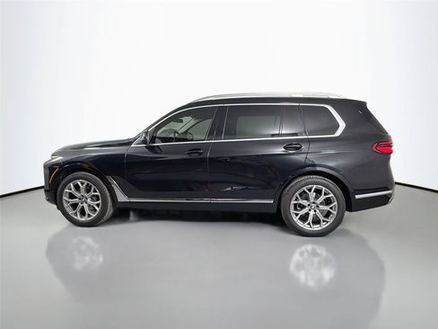 Certified 2026 BMW X7 xDrive40i w/ Climate Comfort Package AWD/4WD image 9