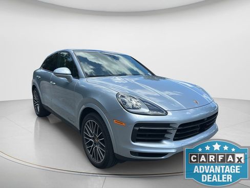 Used 2022 Porsche Cayenne Coupe AWD/4WD image 3