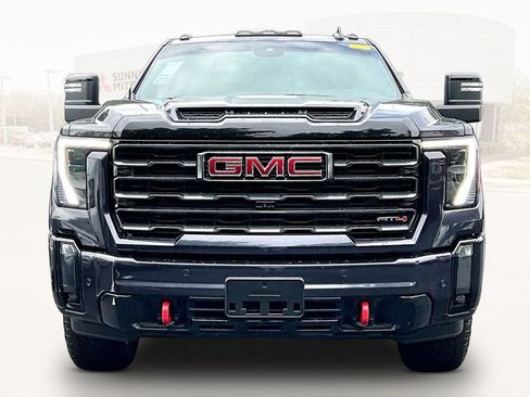 Used 2024 GMC Sierra 2500 AT4 w/ AT4 Premium Plus Package AWD/4WD image 2