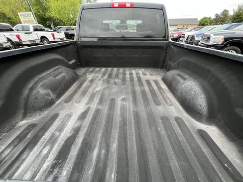 Used 2018 RAM 2500 Tradesman w/ Chrome Appearance Group AWD/4WD image 8