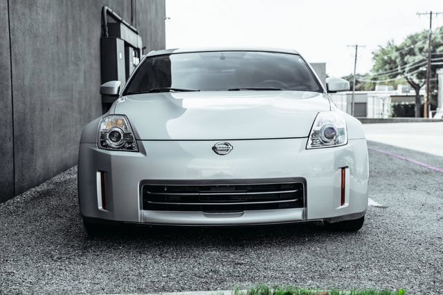 Used 2008 Nissan 350Z Touring w/ Cargo Convenience Pkg RWD image 15