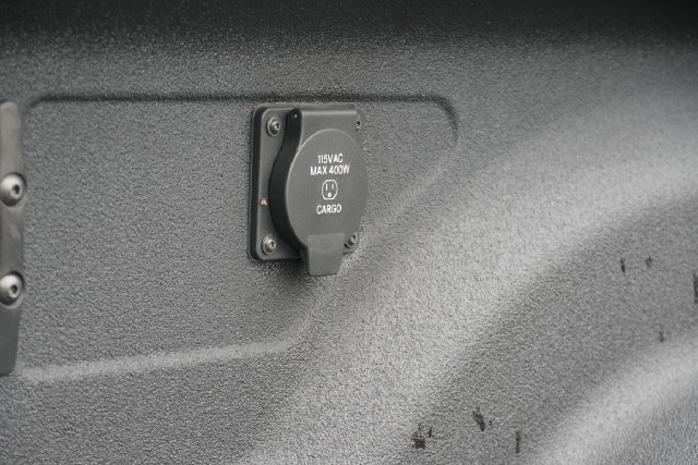 Used 2025 RAM 2500 Laramie w/ Night Edition AWD/4WD image 12