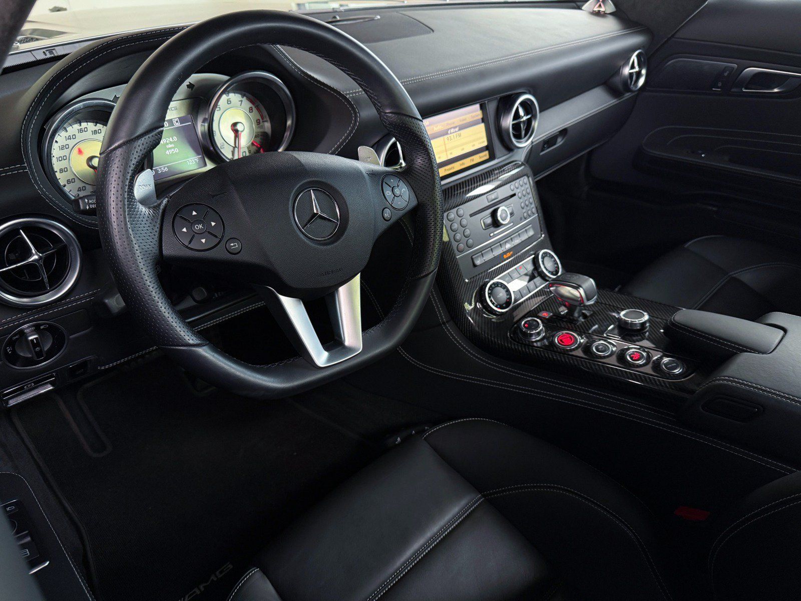 Used 2012 Mercedes-Benz SLS AMG Coupe image 41