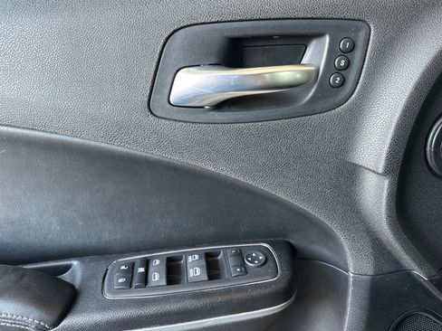 Used 2021 Dodge Charger SXT w/ Leather Interior Group image 11