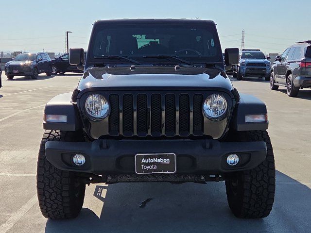 Used 2018 Jeep Wrangler Unlimited Sport AWD/4WD image 2