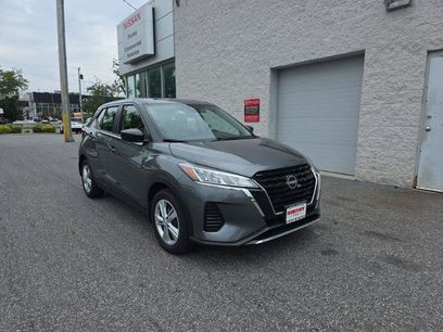 Certified 2025 Nissan Kicks Play S