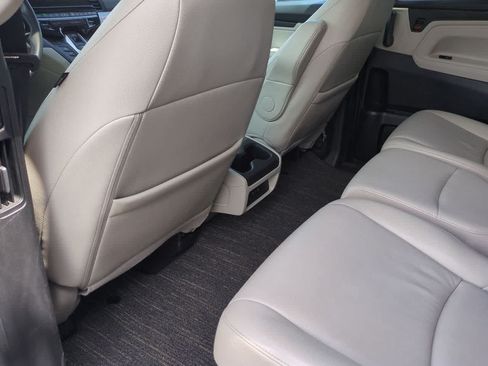 Used 2025 Honda Odyssey EX-L image 18