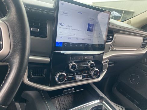 Used 2024 Ford Expedition Max XLT AWD/4WD image 15