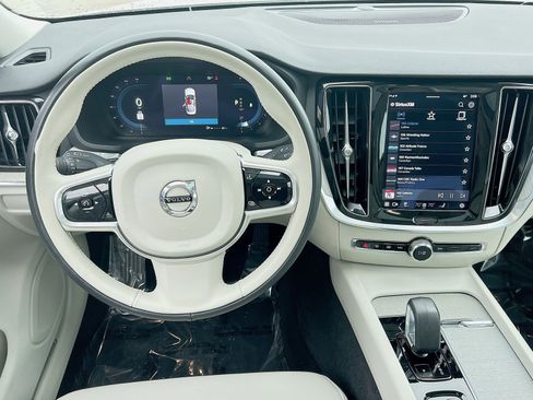 Certified 2023 Volvo S60 B5 Plus w/ Climate Package image 16