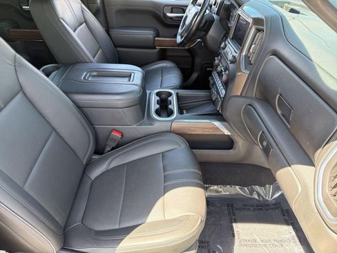 Used 2020 Chevrolet Silverado 1500 High Country AWD/4WD image 31