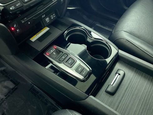 Used 2022 Honda Pilot Elite image 18