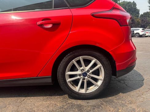 Used 2016 Ford Focus SE FWD image 10