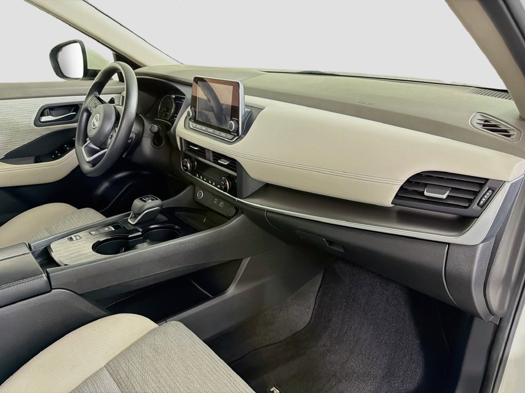 Used 2023 Nissan Rogue SV FWD image 30