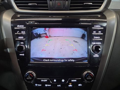 Used 2023 Nissan Murano SV image 20