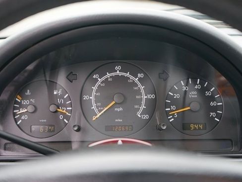 Used 1998 Mercedes-Benz ML 320 4MATIC image 14