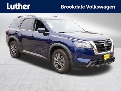 Used 2024 Nissan Pathfinder SV
