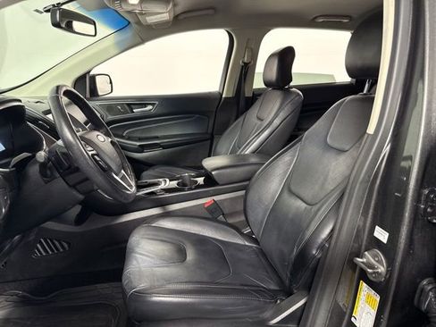 Used 2016 Ford Edge Titanium image 14