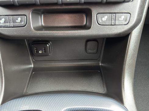 Used 2022 Chevrolet Colorado Z71 image 22