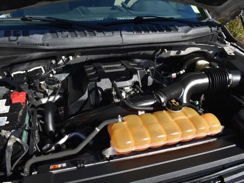Used 2017 Ford F150 XLT w/ Equipment Group 302A Luxury RWD image 25