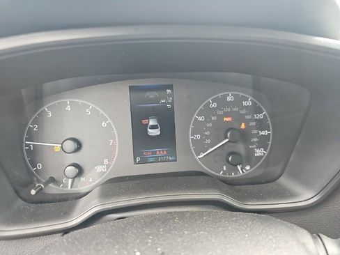 Used 2025 Toyota Corolla LE FWD image 12