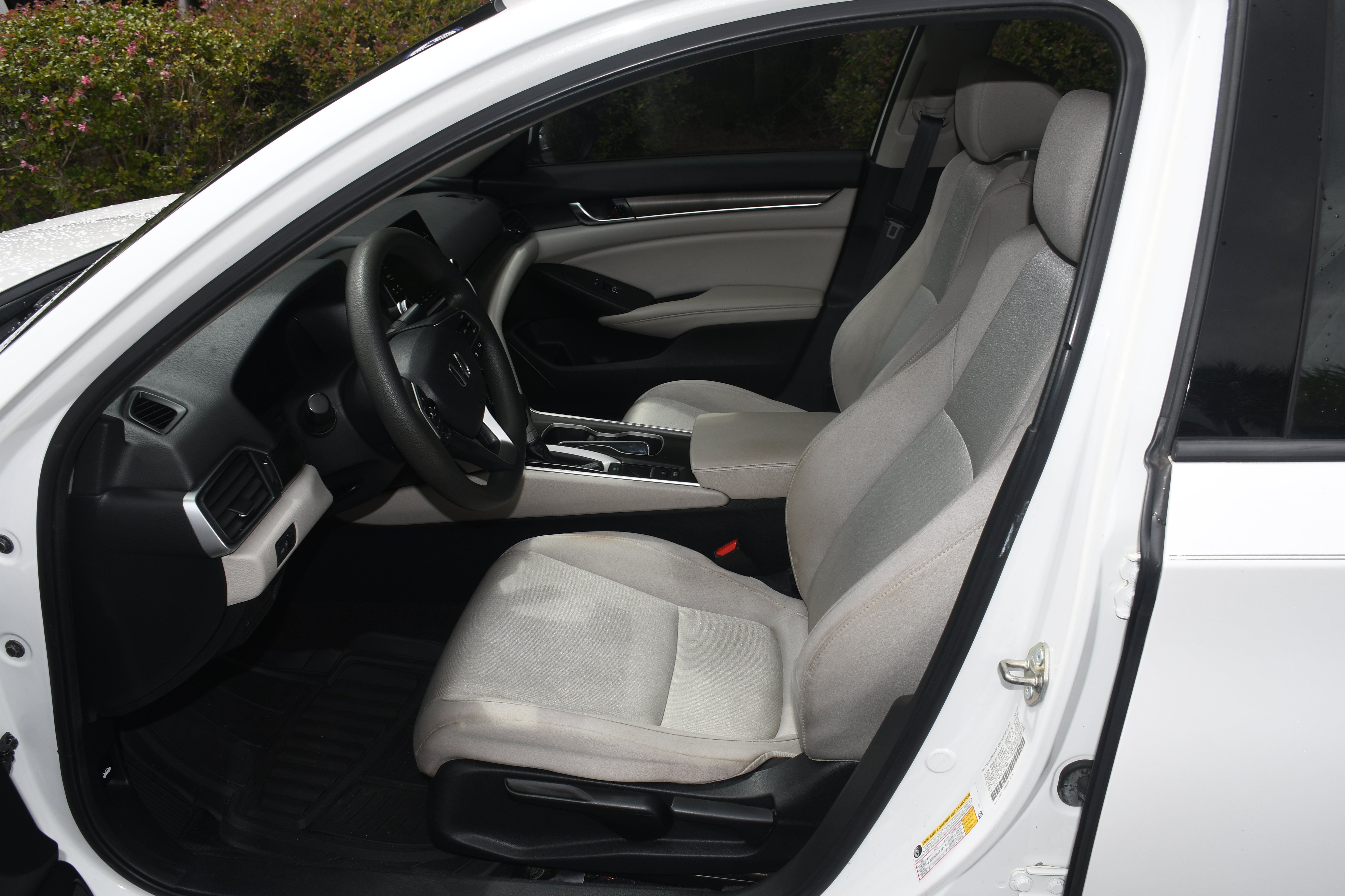 Used 2020 Honda Accord LX image 7