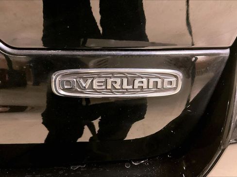 Used 2022 Jeep Grand Cherokee Overland image 18