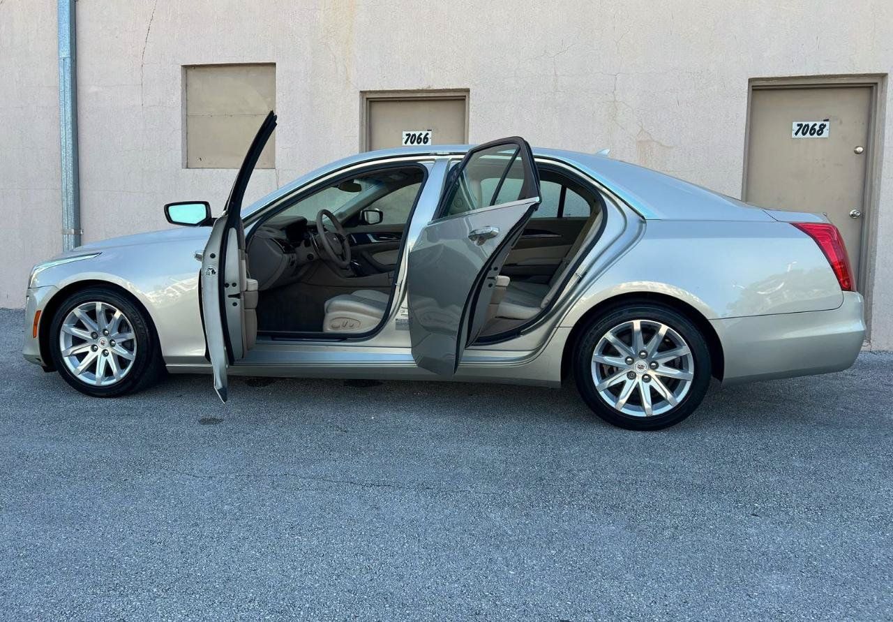Used 2014 Cadillac CTS Luxury RWD image 21