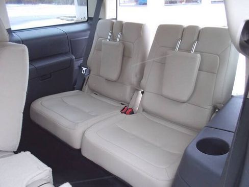 Used 2019 Ford Flex Limited AWD/4WD image 12