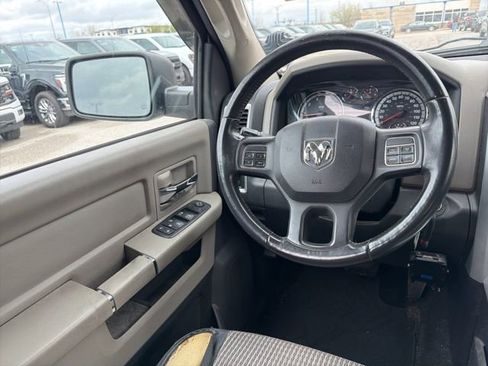 Used 2012 RAM 1500 Big Horn w/ Remote Start & Security Group image 17