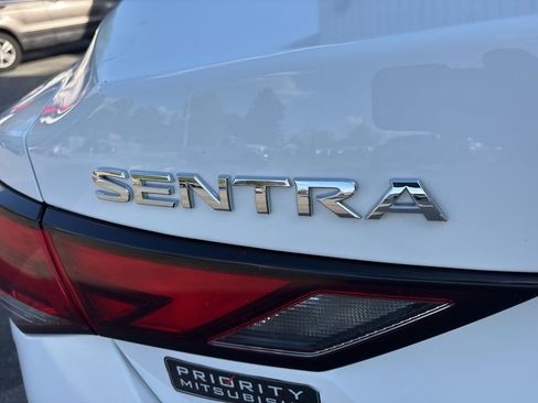 Used 2025 Nissan Sentra S image 23