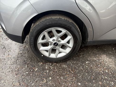 Used 2025 Kia Soul LX w/ LX Technology Package image 27