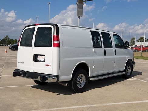 Used 2024 GMC Savana 2500 Work Van w/ Driver Convenience Package image 5
